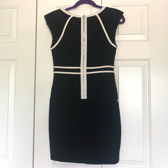 Do & Be | size M | black dress with white trim - Picture 4 of 6